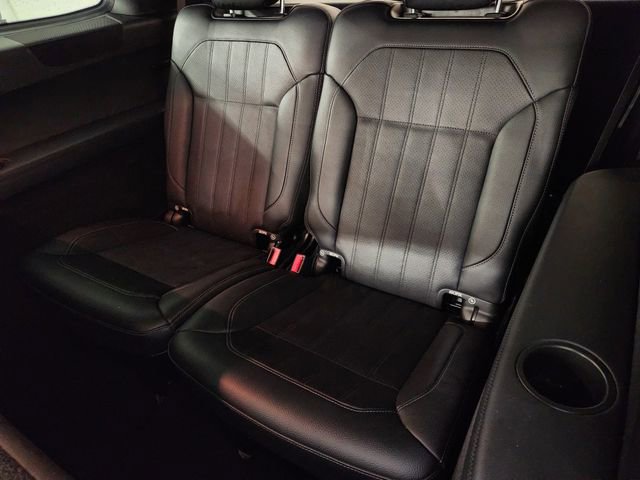 Used 2017 Mercedes-Benz GLS 450 4MATIC image 31