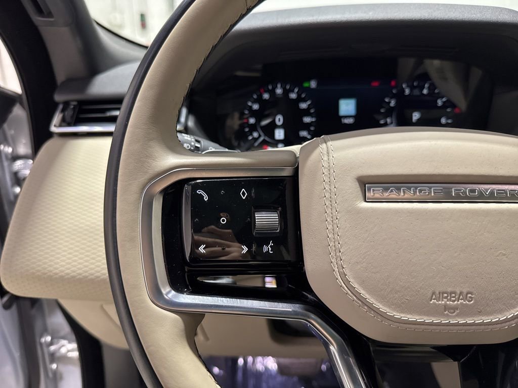 Used 2023 Land Rover Range Rover Velar R-Dynamic S image 26