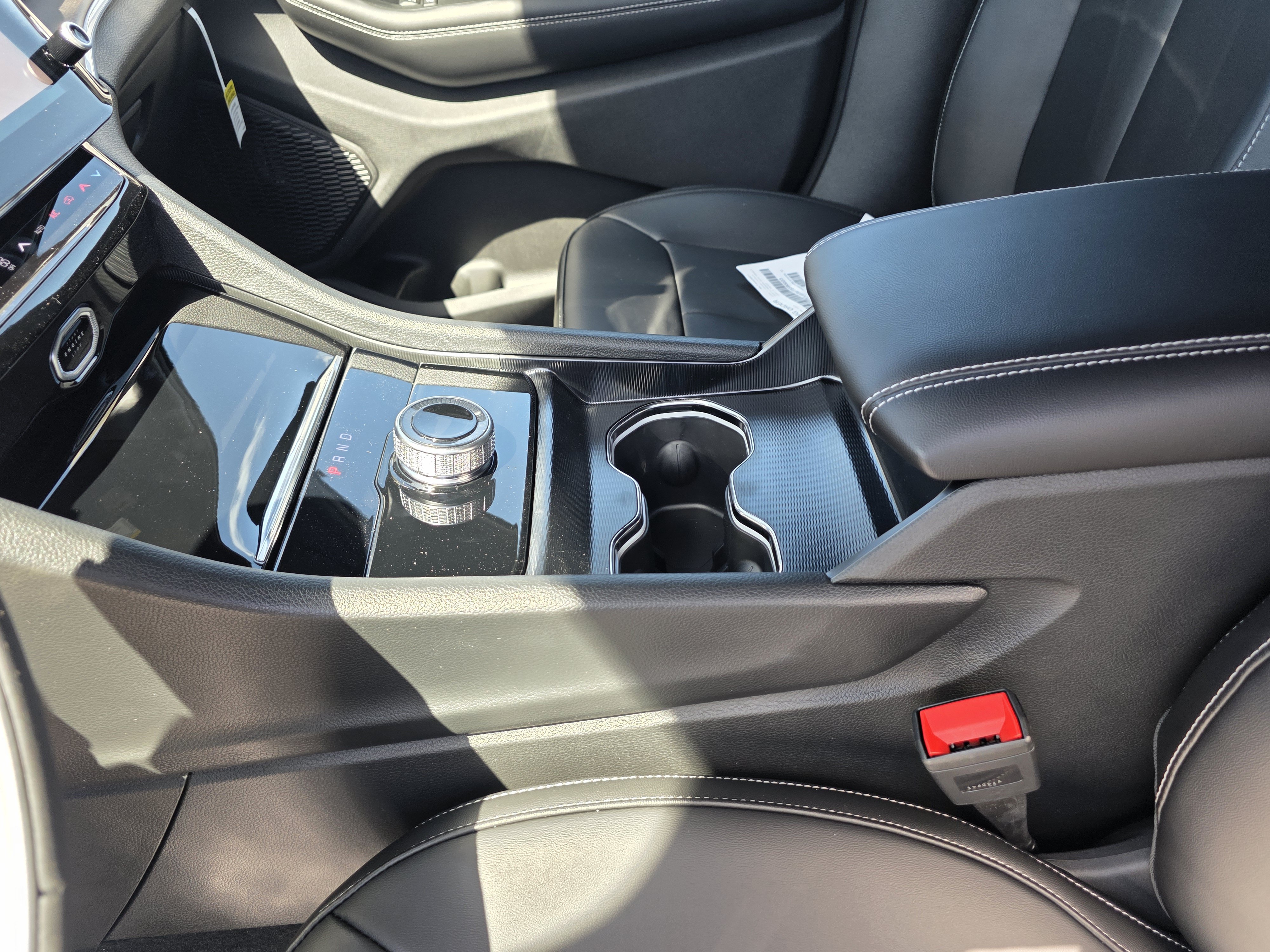 New 2026 Jeep Grand Cherokee L Limited RWD image 8
