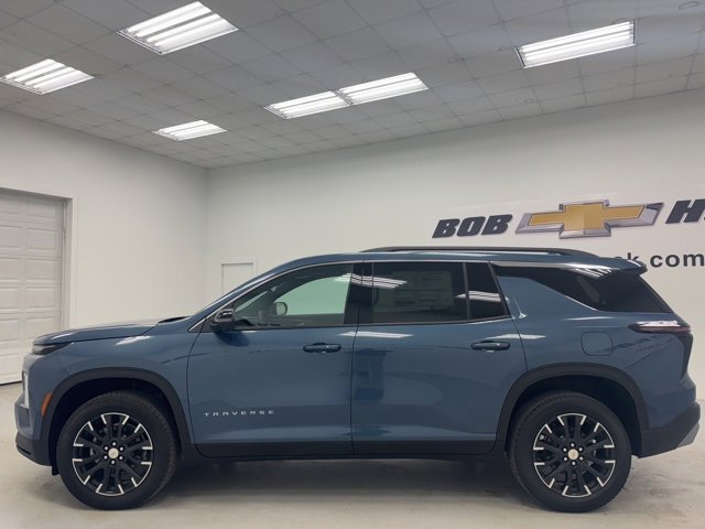 New 2026 Chevrolet Traverse LT w/ Sun and Wheel Package image 8