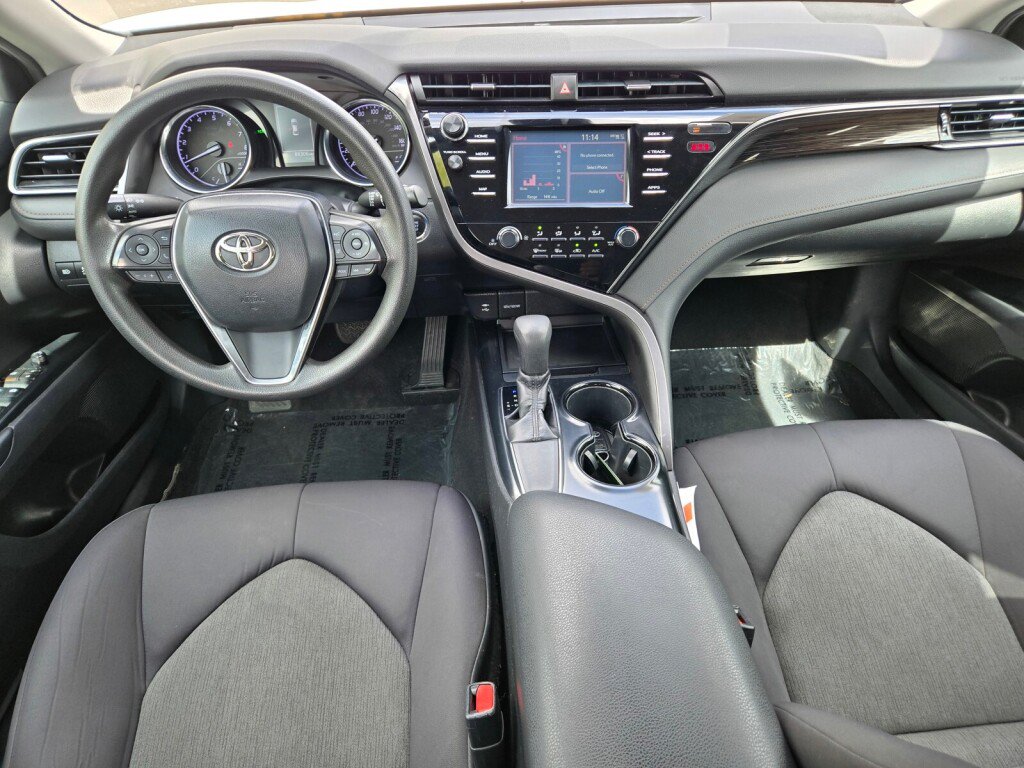 Used 2019 Toyota Camry LE w/ Convenience Package FWD image 10