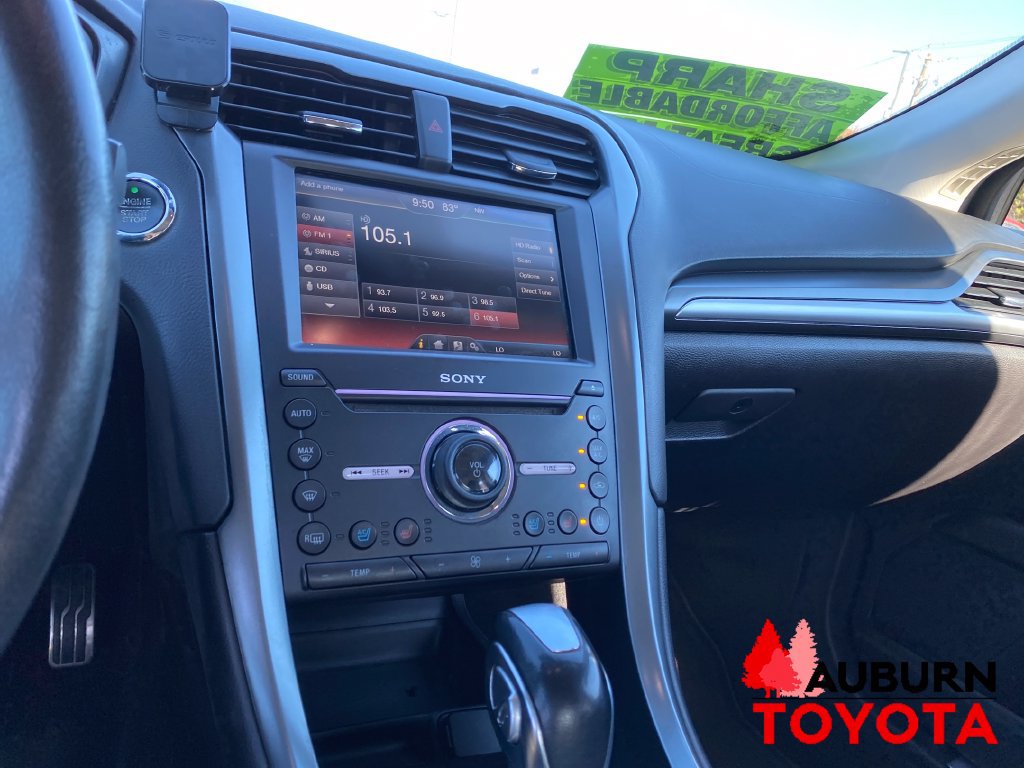 Used 2016 Ford Fusion Energi Titanium FWD image 17