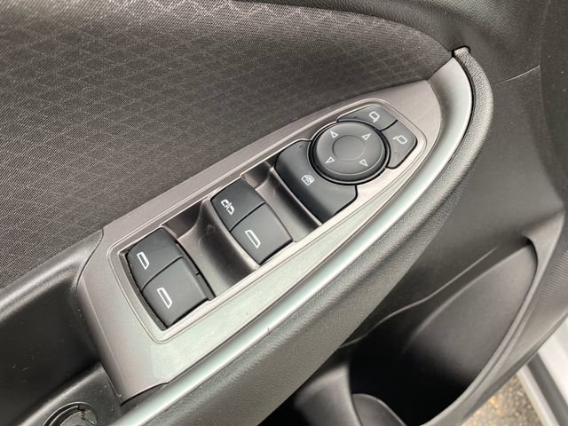 Used 2023 Chevrolet Malibu LT FWD image 16