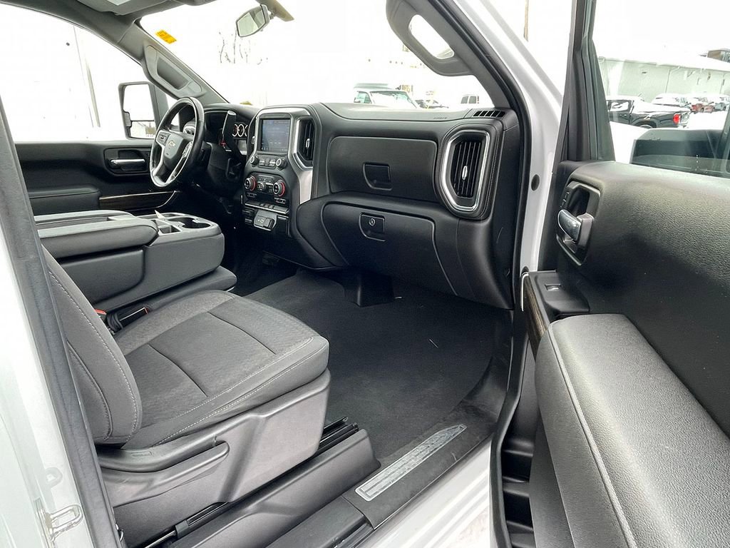 Used 2022 Chevrolet Silverado 2500 LT image 20