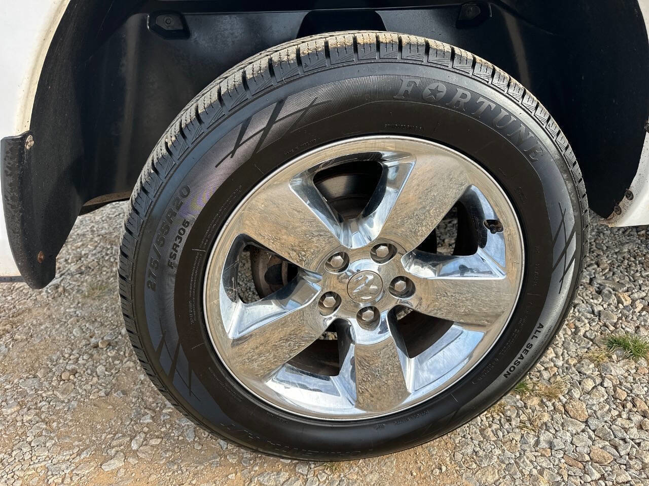 Used 2013 RAM 1500 Lone Star image 28