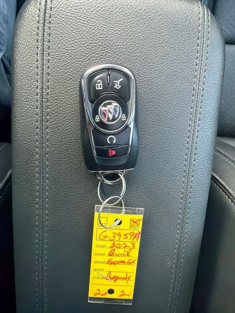 Used 2023 Buick Encore GX Essence w/ Experience Buick Package FWD image 31