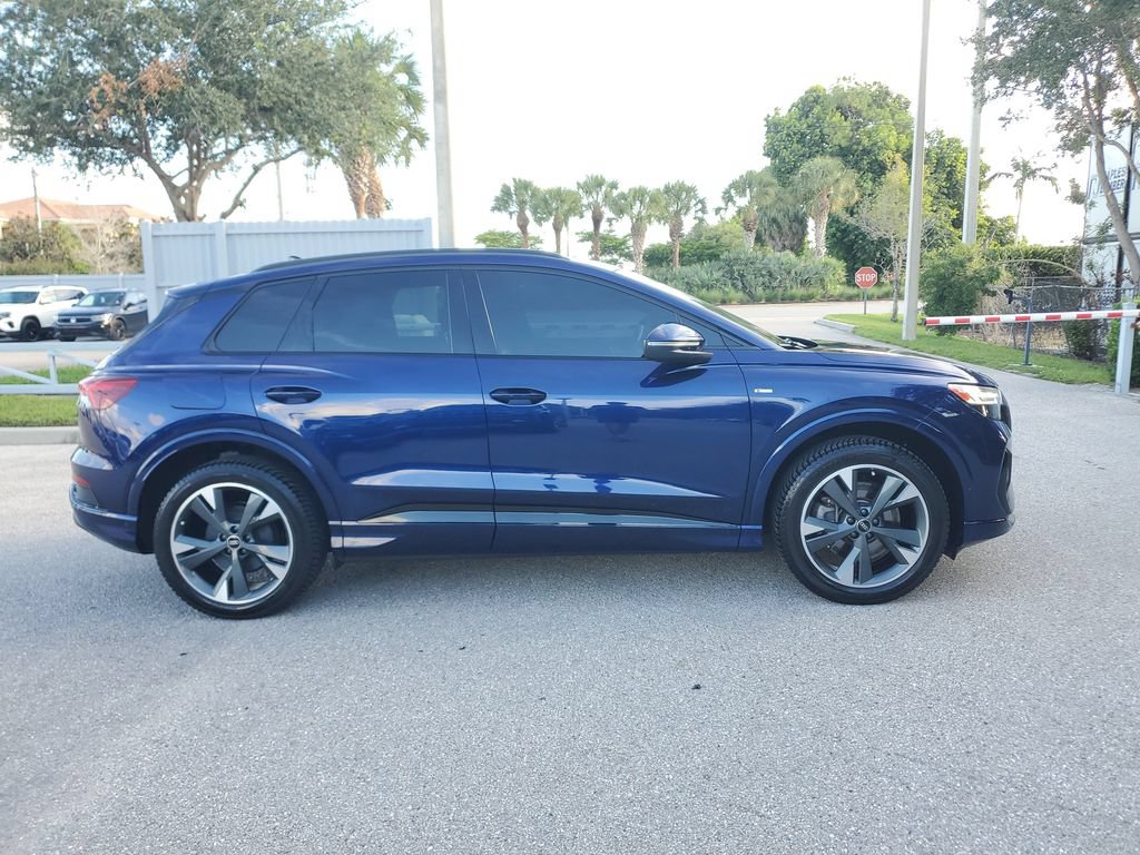 Certified 2023 Audi Q4 e-tron Prestige AWD/4WD image 3