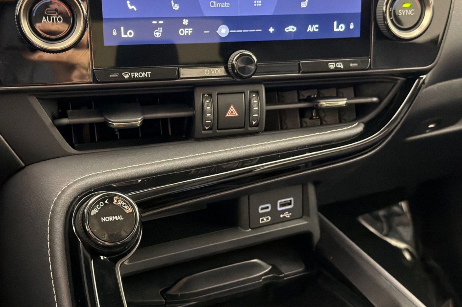 Used 2022 Lexus NX 250 AWD w/ Cold Area Package image 18