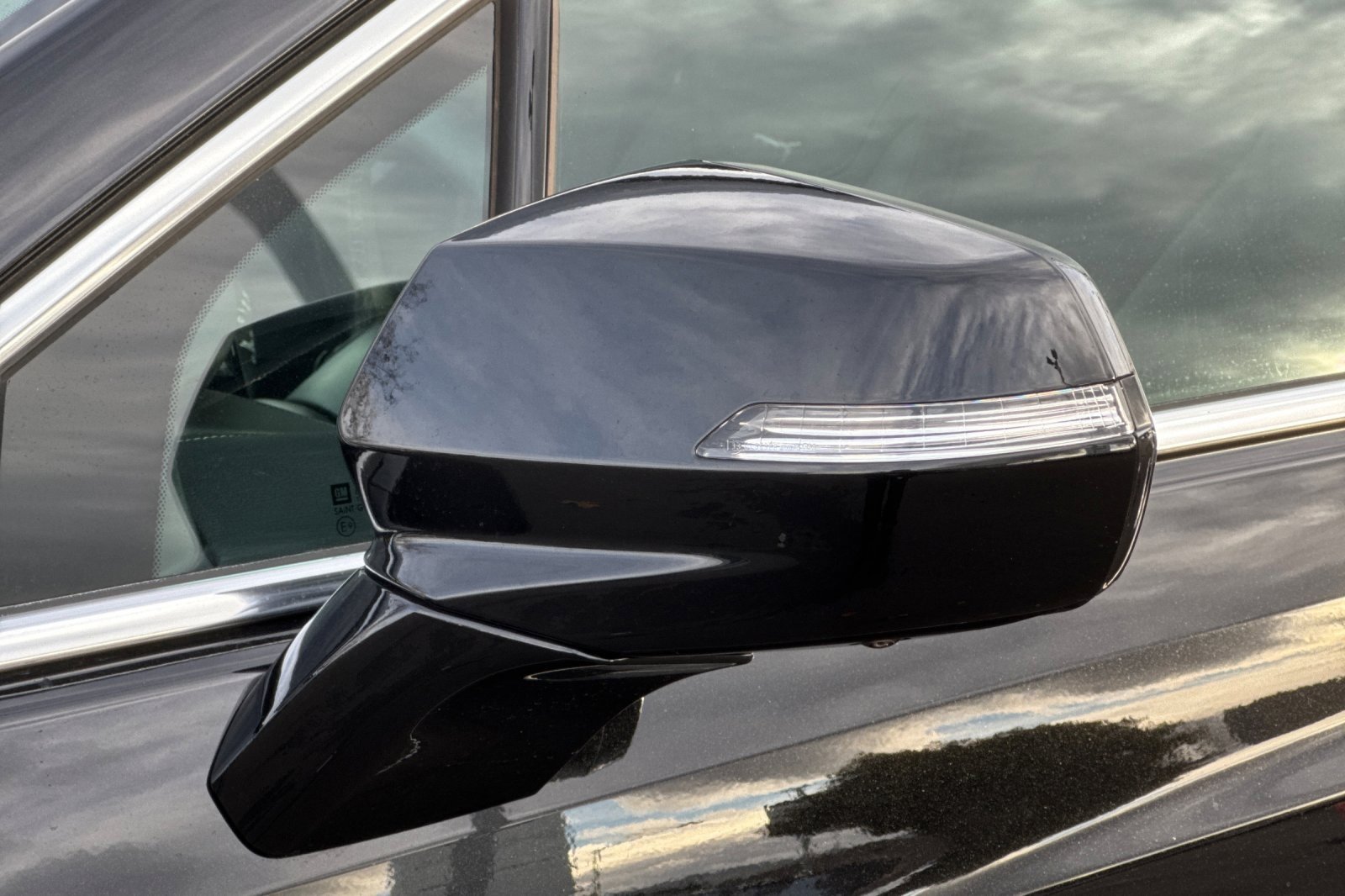 Used 2025 Cadillac XT5 Premium Luxury w/ LPO, Red Accent Package image 49