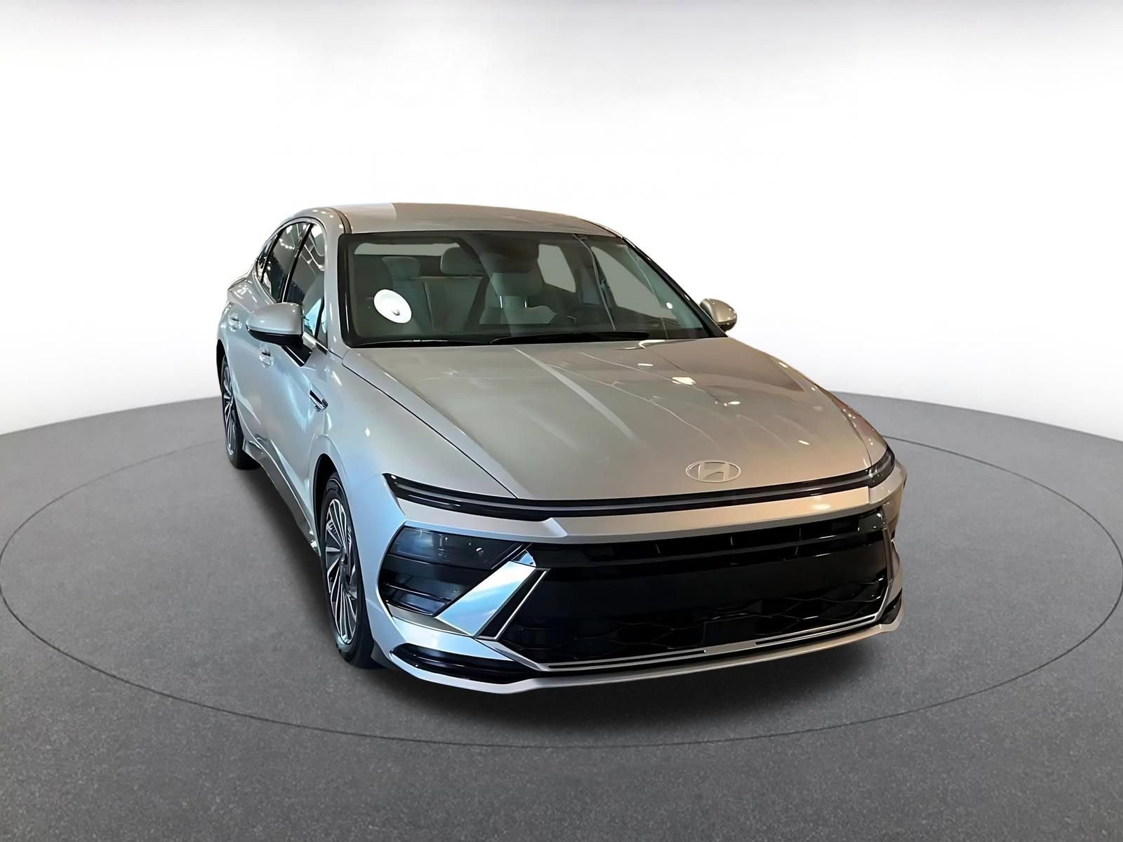 Used 2025 Hyundai Sonata SEL image 3