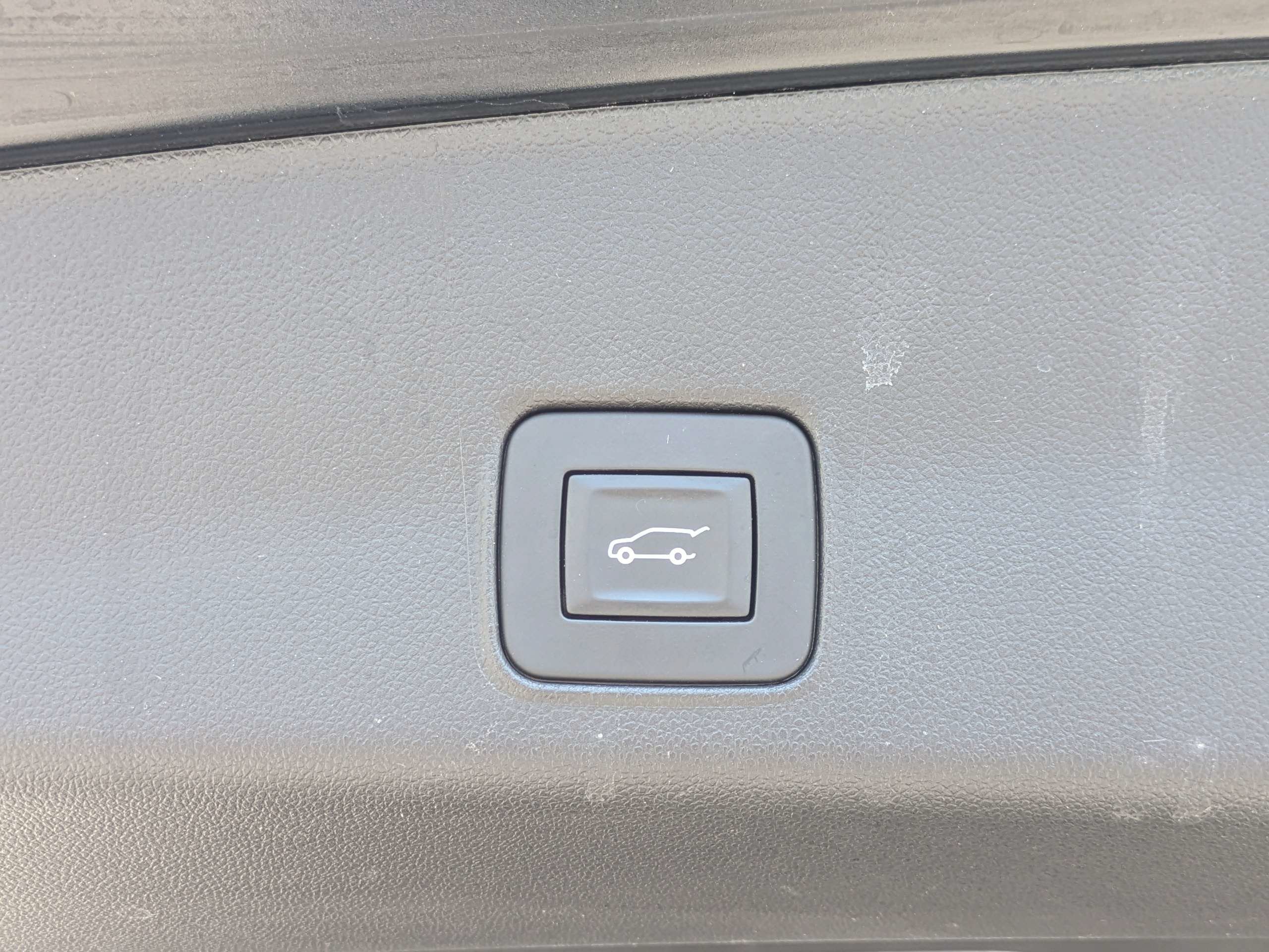 Used 2025 Chevrolet TrailBlazer RS w/ Convenience Package FWD image 17