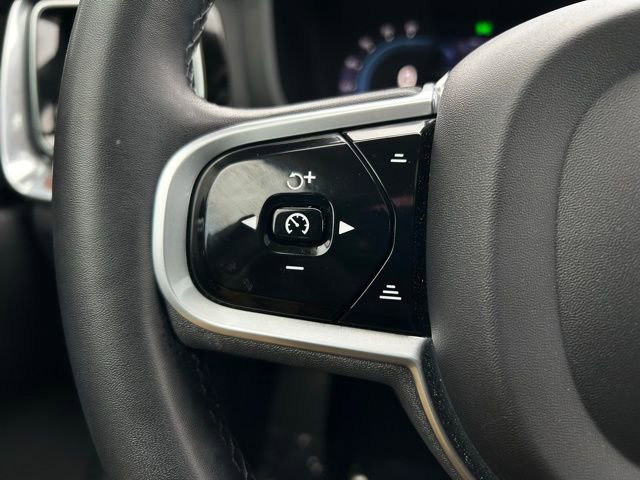 Used 2023 Volvo S60 B5 Plus w/ Climate Package image 16