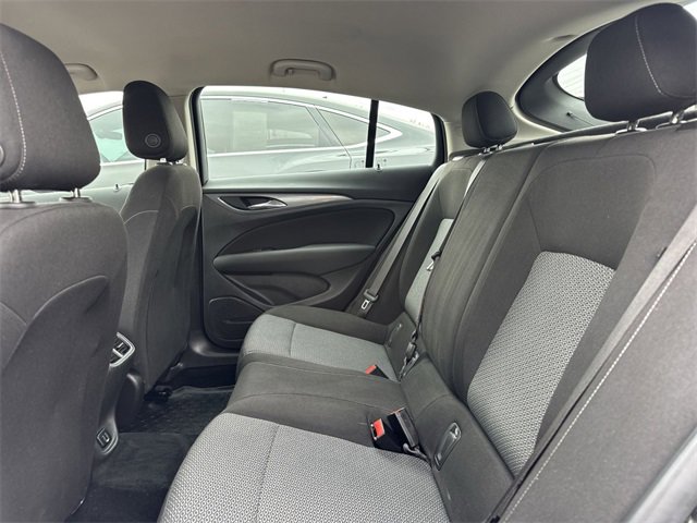 Used 2018 Buick Regal Preferred w/ Sights and Sounds Package image 9