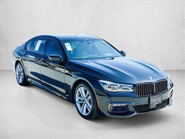 Used 2017 BMW 750i xDrive AWD/4WD image 3