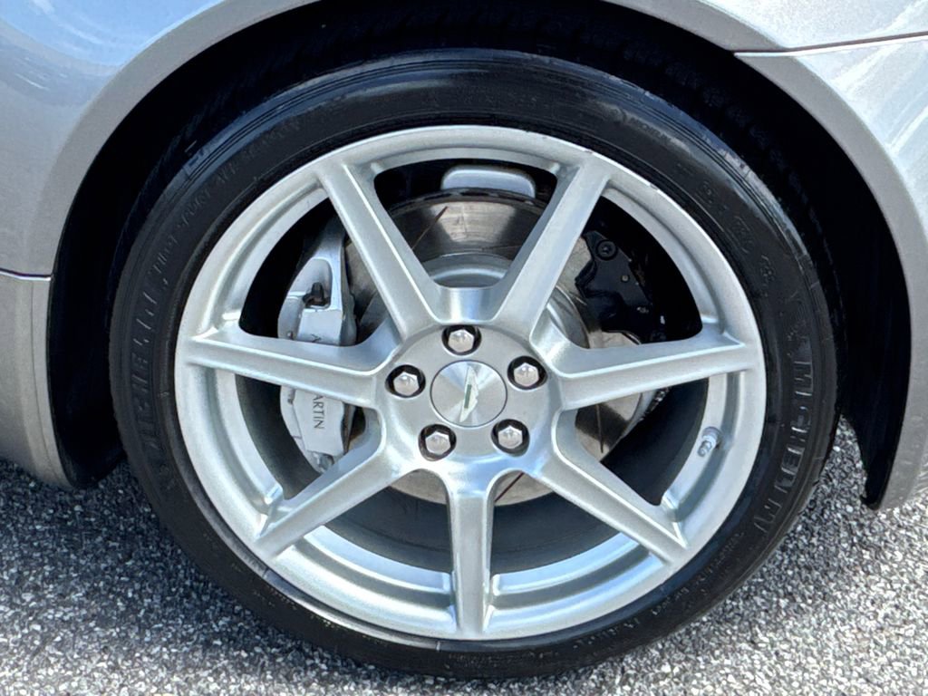 Used 2007 Aston Martin V8 Vantage Coupe image 16