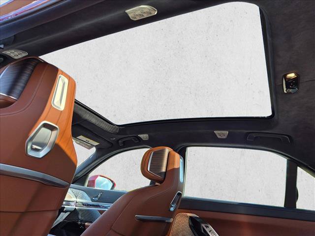 Certified 2023 BMW i7 xDrive60 AWD/4WD image 20