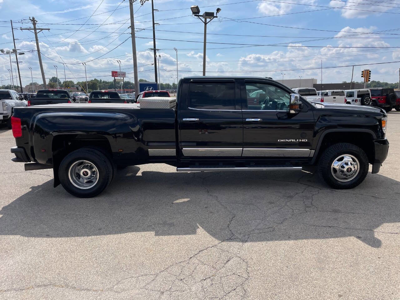 Used 2015 GMC Sierra 3500 Denali w/ Duramax Plus Package image 7