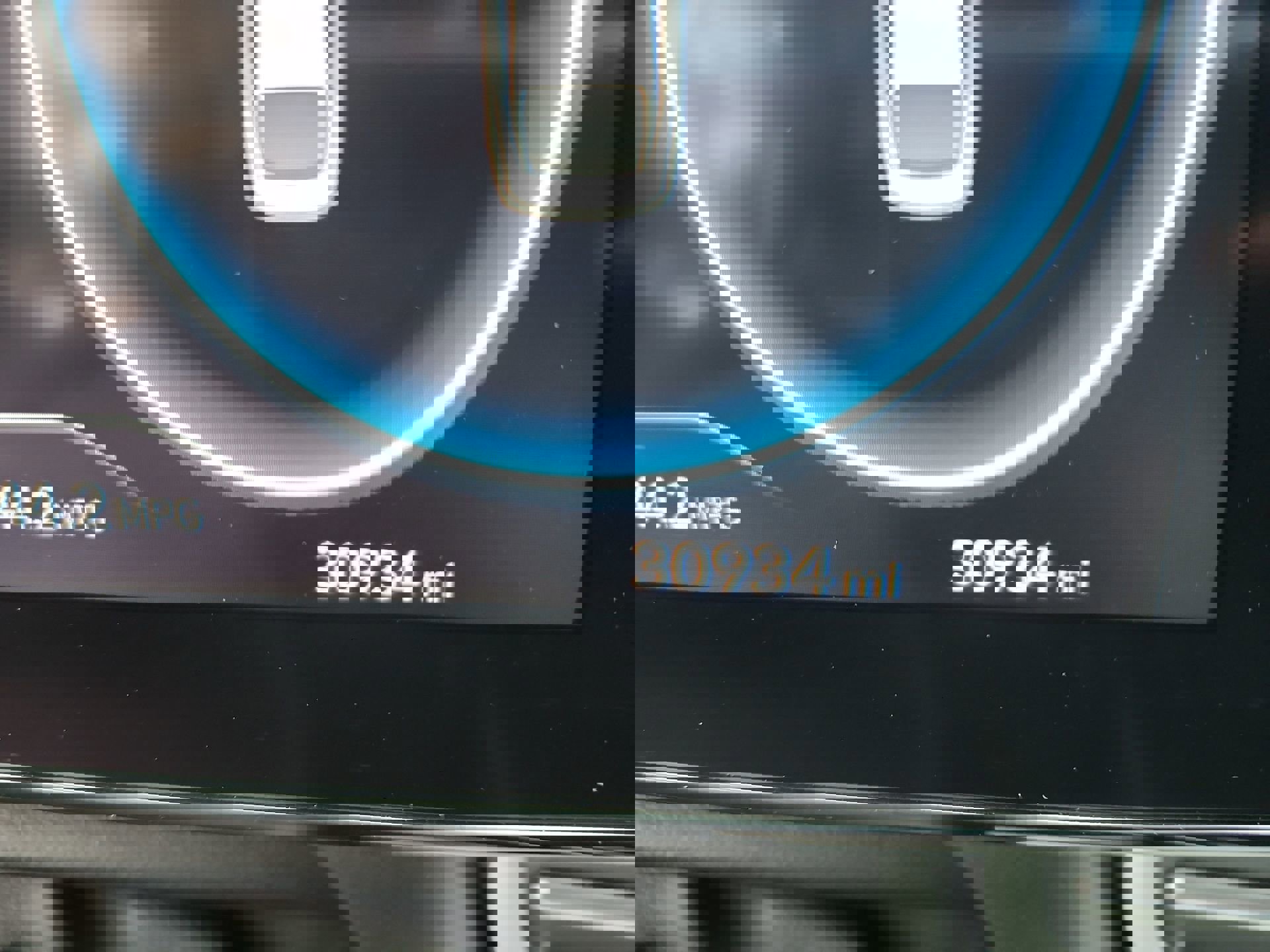 Used 2022 Hyundai Elantra Limited image 32