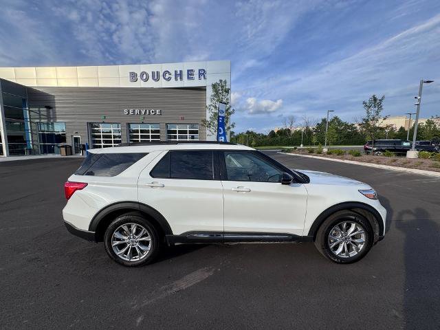Certified 2023 Ford Explorer XLT w/ Equipment Group 202A image 4