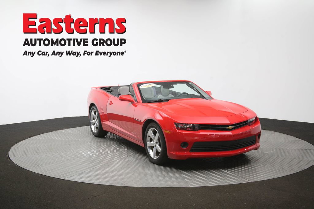 Used 2015 Chevrolet Camaro LT RWD image 47