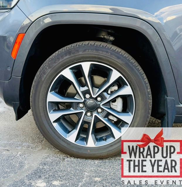 Used 2024 Jeep Grand Cherokee L Overland w/ Advanced Protech Group III image 10