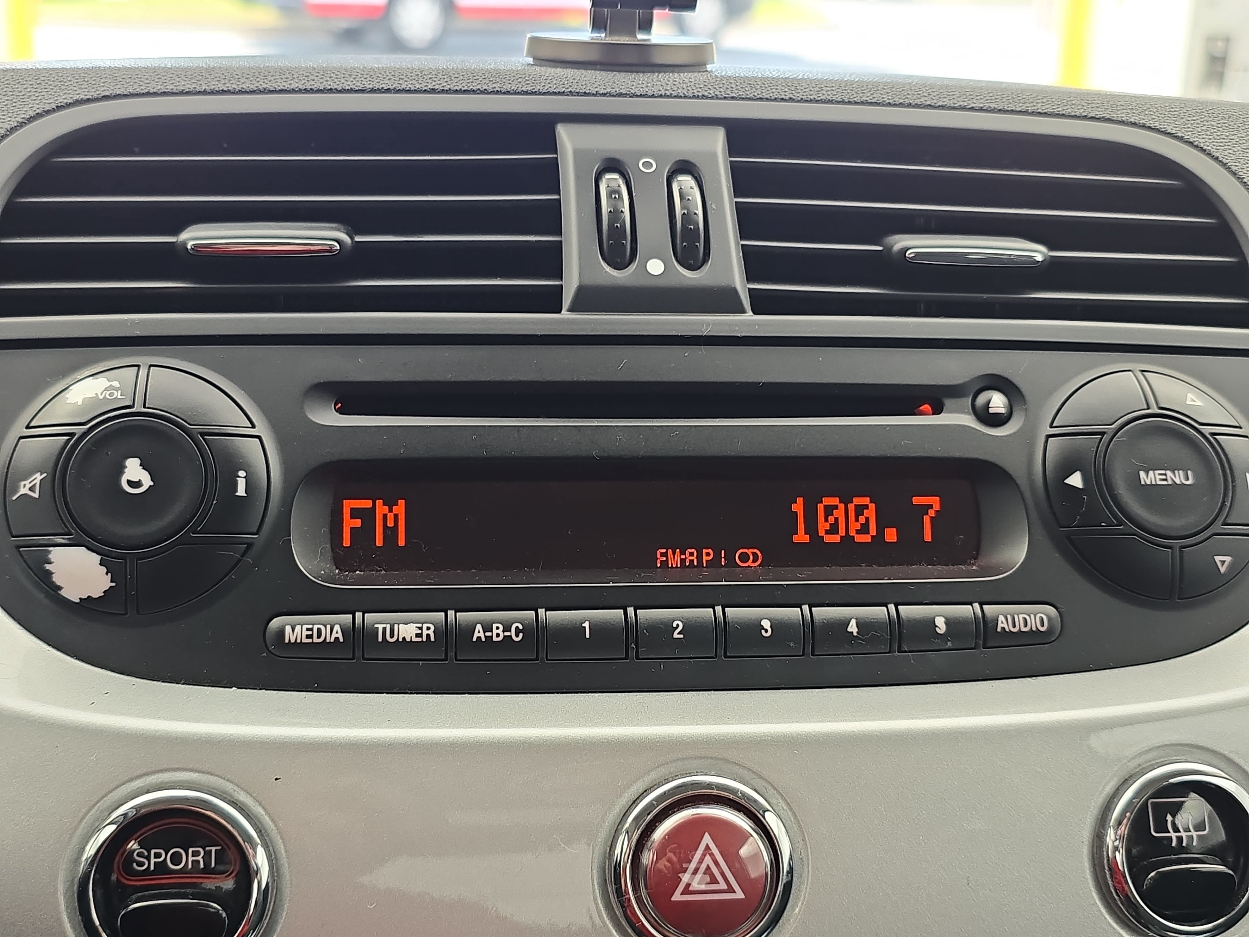 Used 2012 FIAT 500 Pop FWD image 20