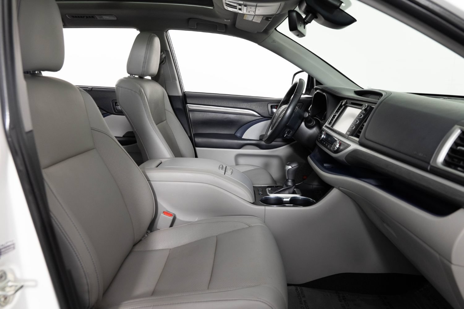 Used 2019 Toyota Highlander Limited Platinum AWD/4WD image 31
