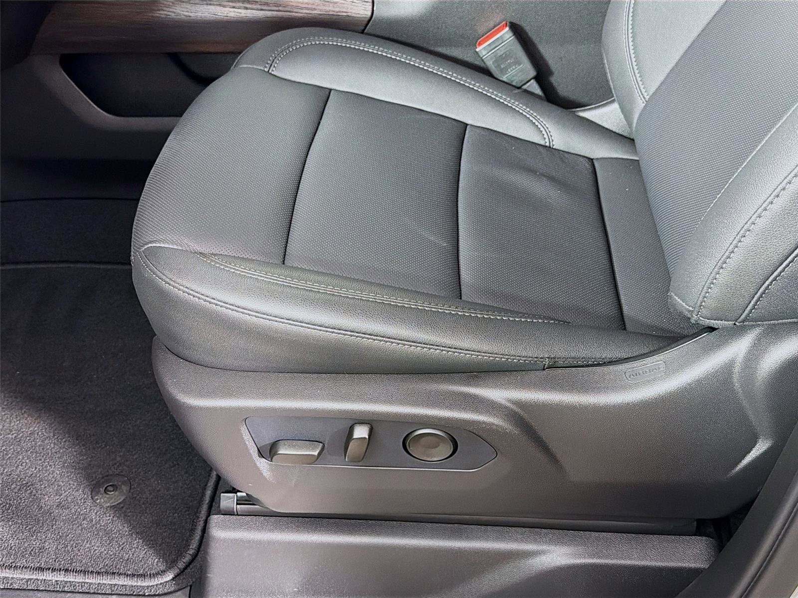 New 2026 GMC Sierra 2500 SLT w/ SLT Premium Package image 21