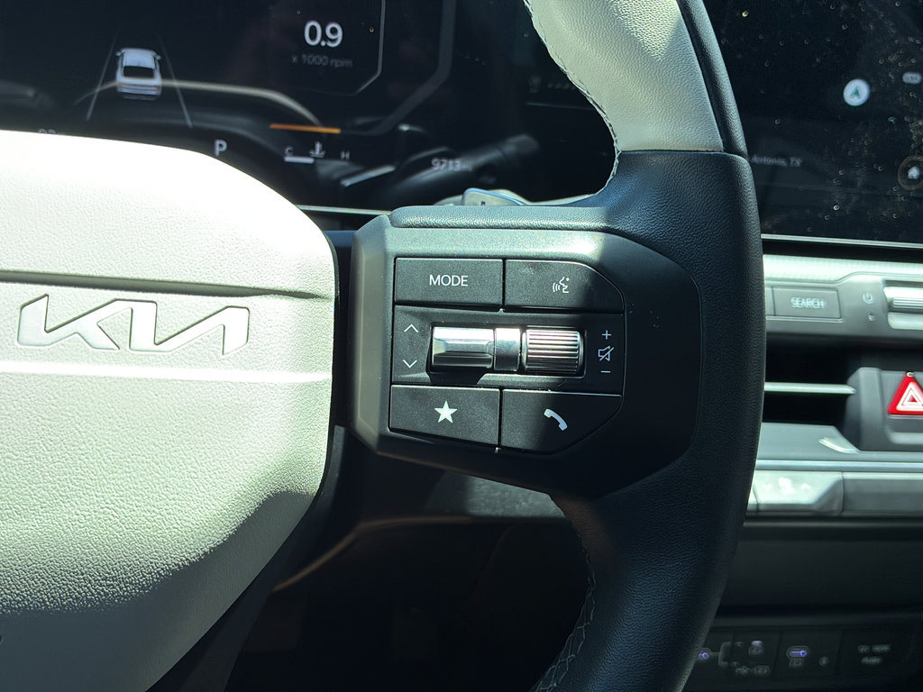 Used 2025 Kia K4 GT-Line w/ GT-Line Sunroof Package FWD image 28