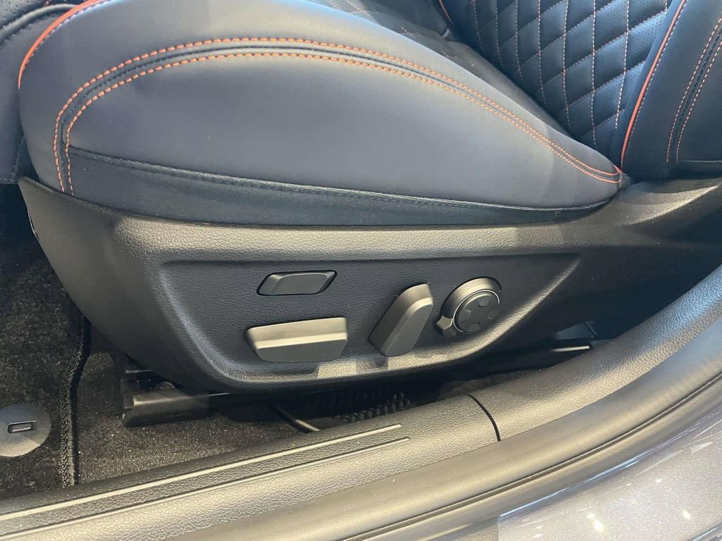 New 2026 Genesis G70 3.3T Prestige RWD image 17