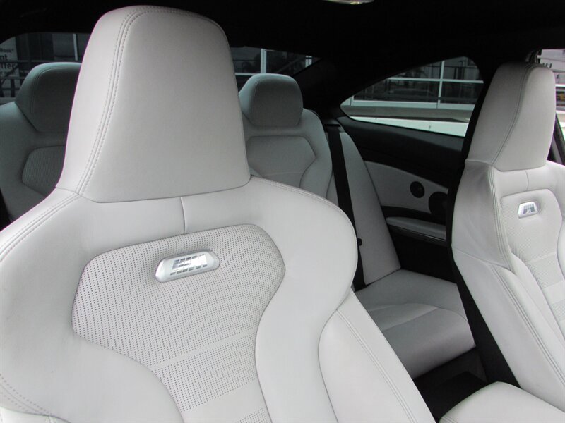 Used 2015 BMW M4 Coupe RWD image 23
