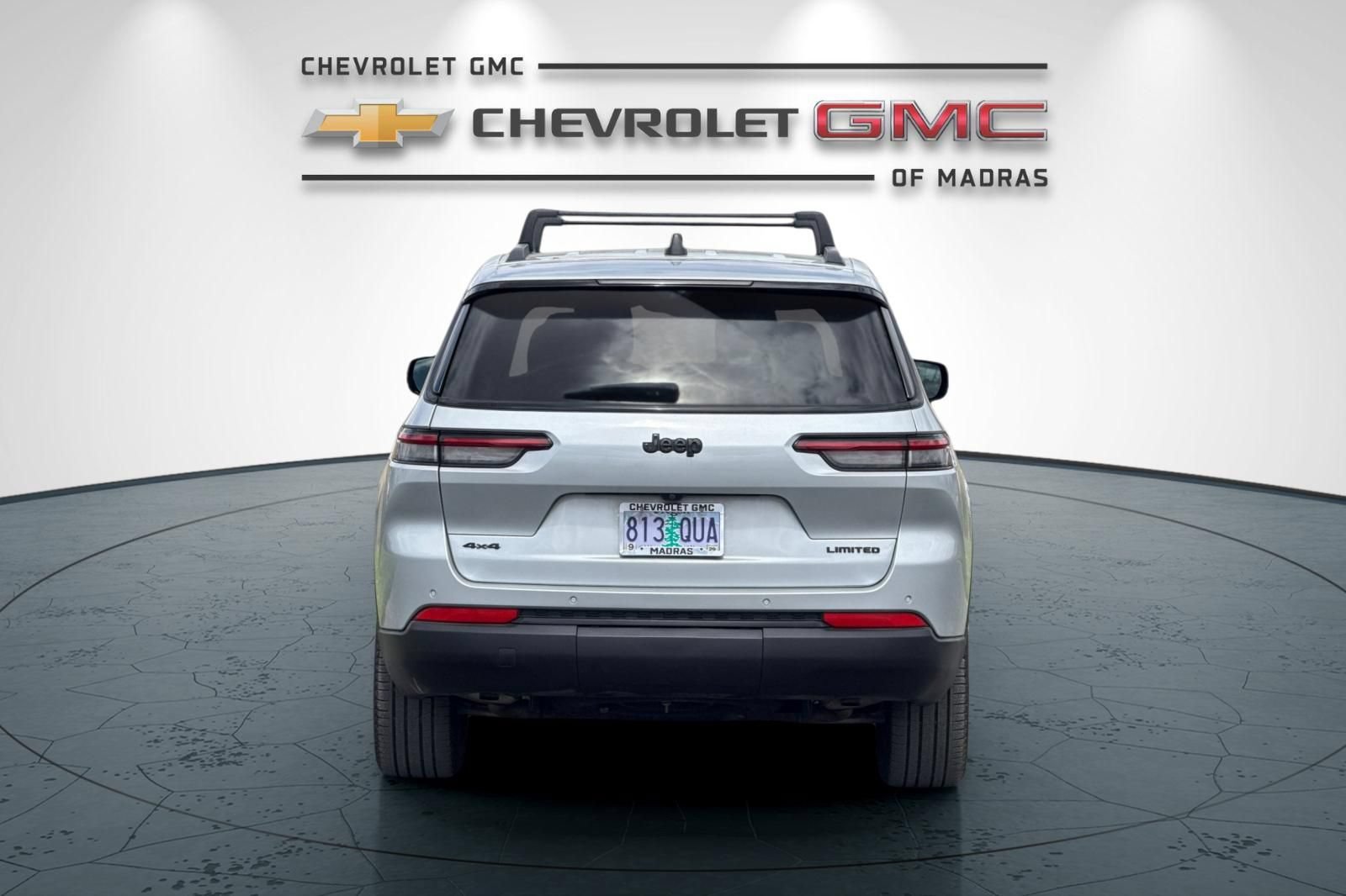 Used 2025 Jeep Grand Cherokee L Limited w/ Luxury Tech Group II AWD/4WD image 4