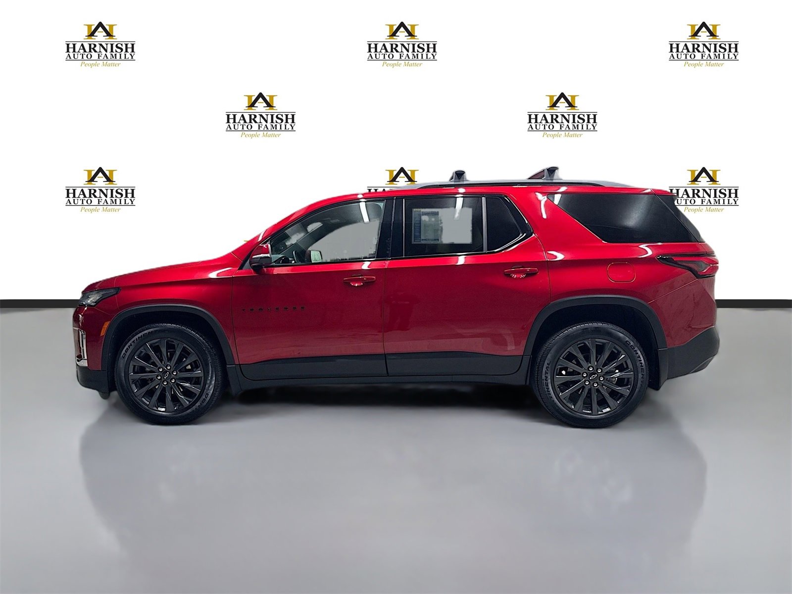Used 2023 Chevrolet Traverse RS w/ LPO, Floor Liner Package image 8