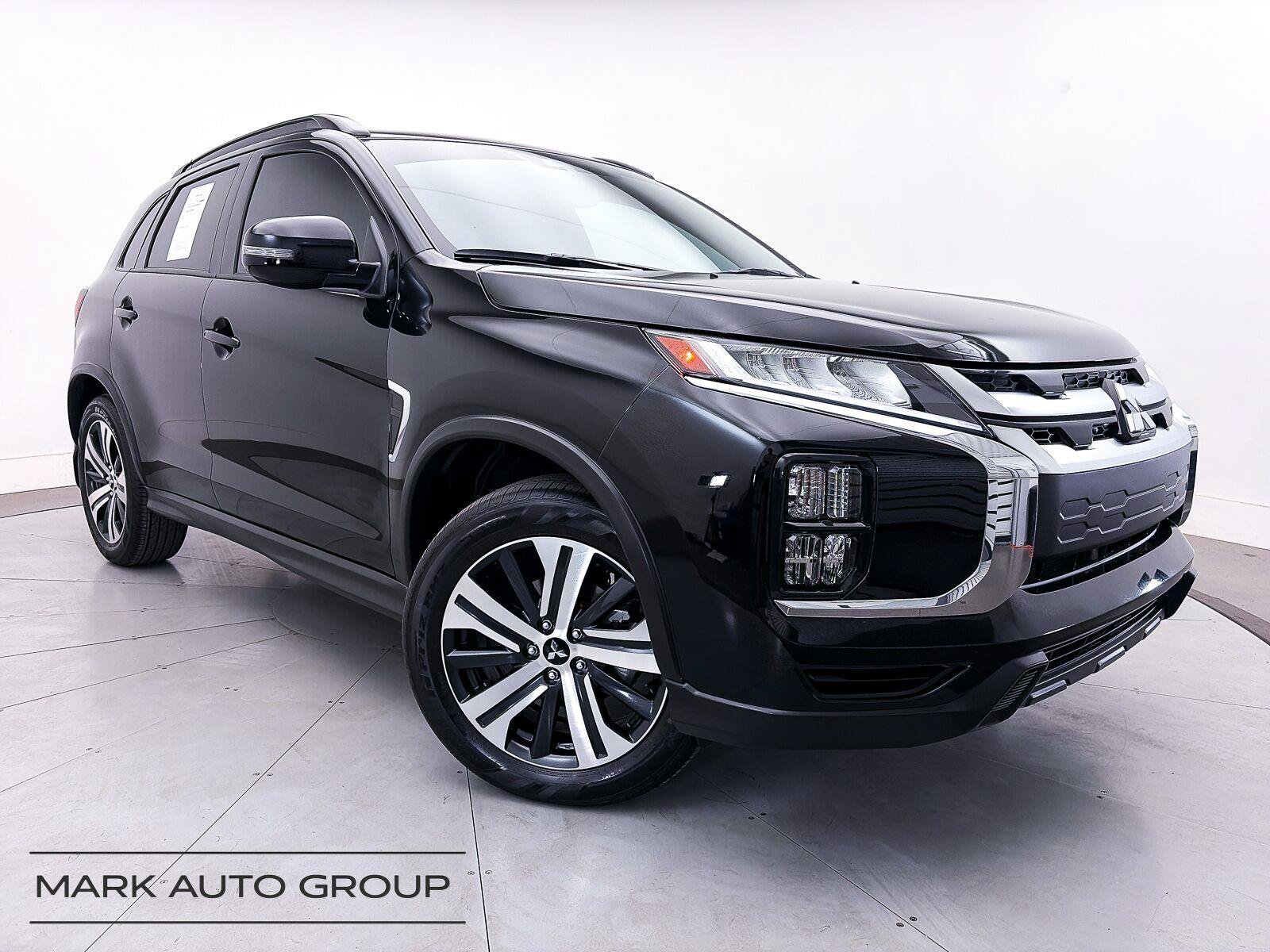 Used 2026 Mitsubishi Outlander Sport SEL AWD/4WD image 1