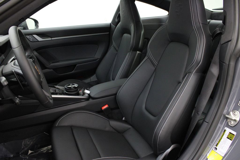 New 2026 Porsche 911 Carrera image 5