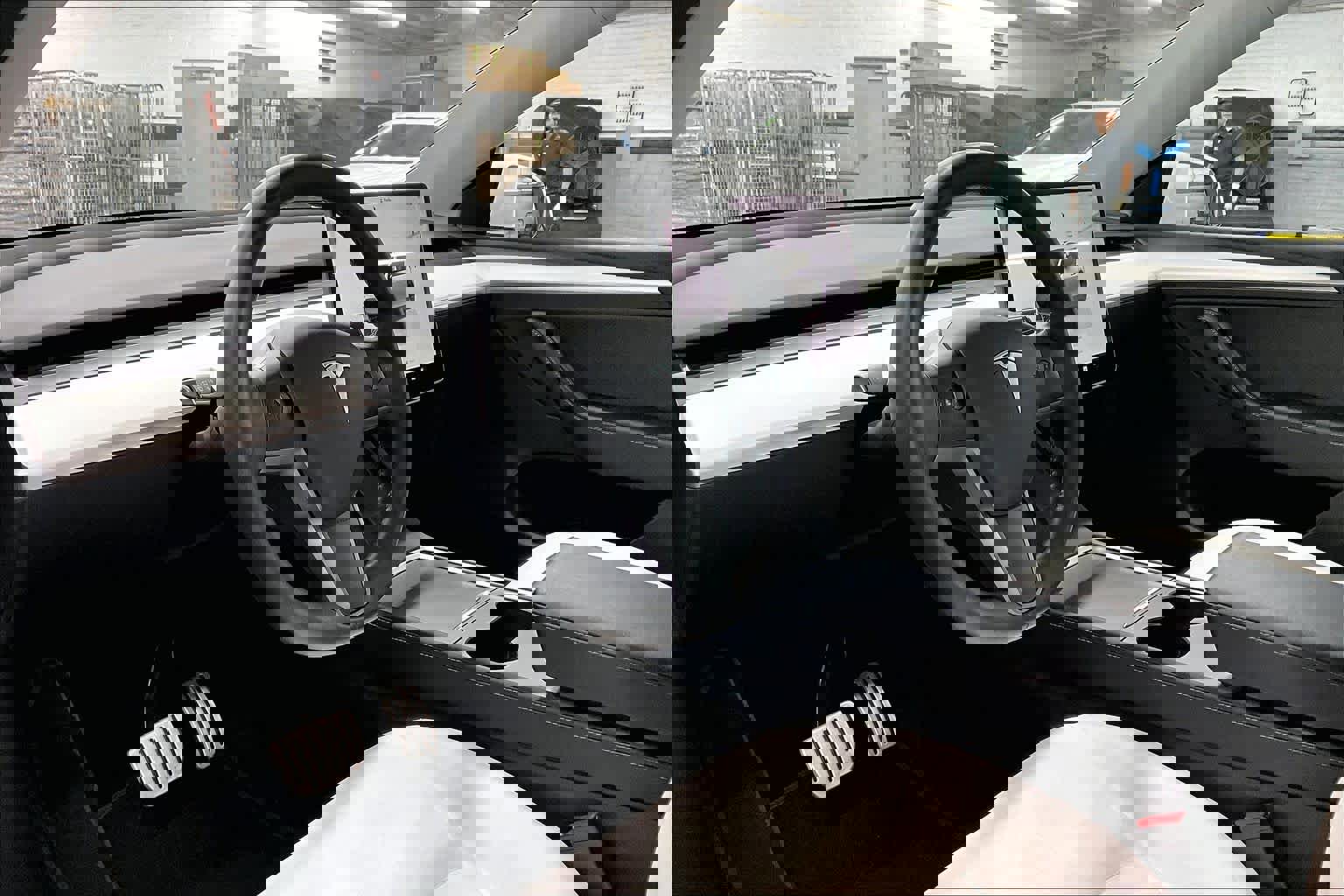 Used 2022 Tesla Model Y Performance image 17