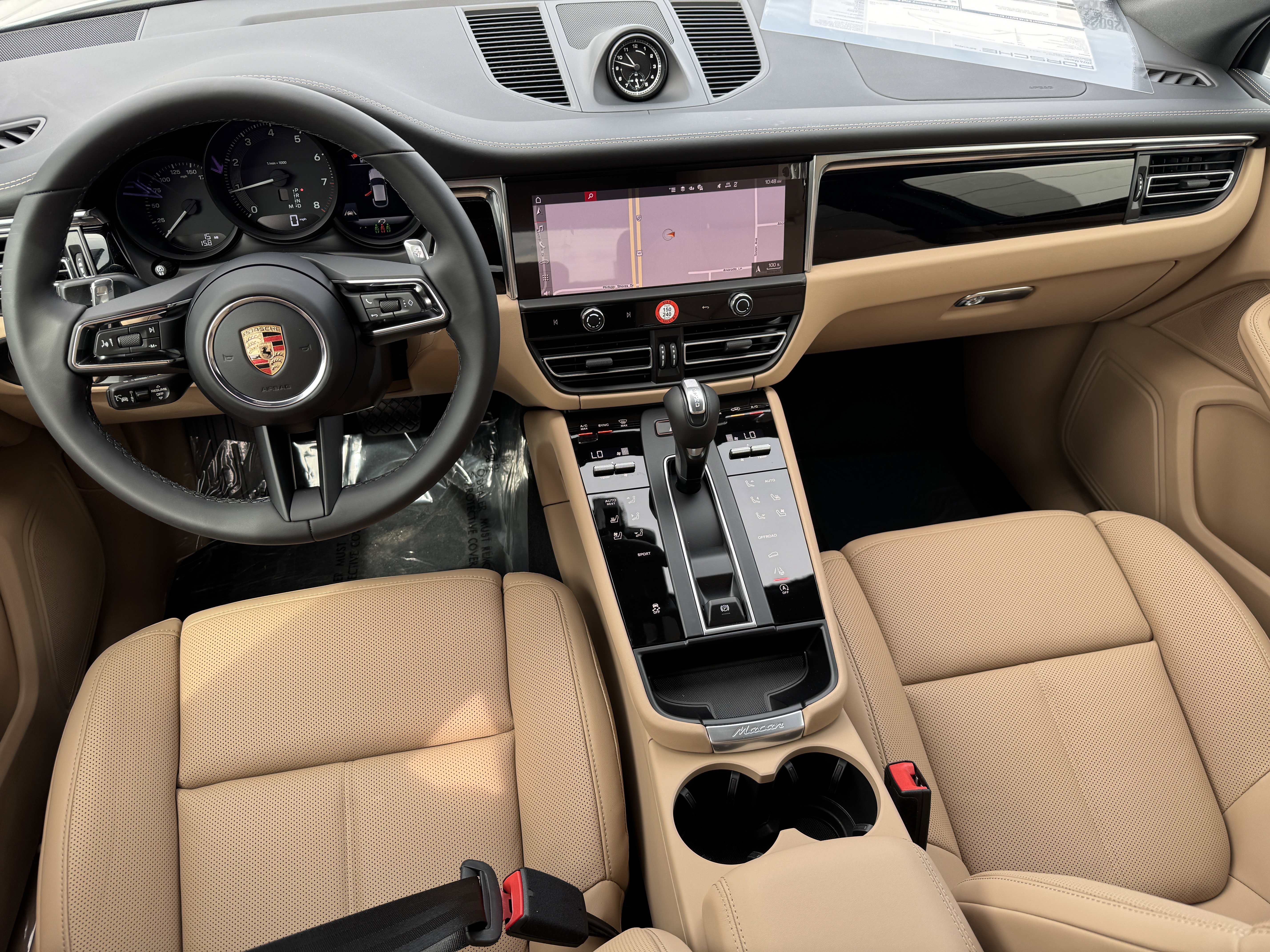 New 2026 Porsche Macan image 16