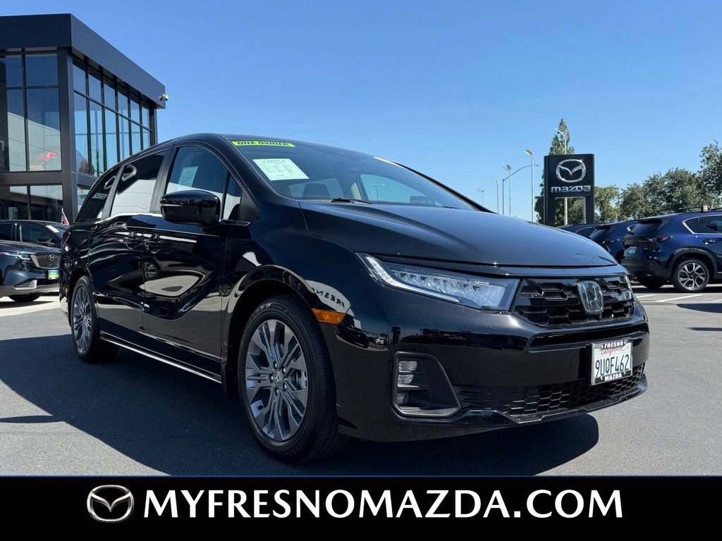 Used 2025 Honda Odyssey Touring image 2