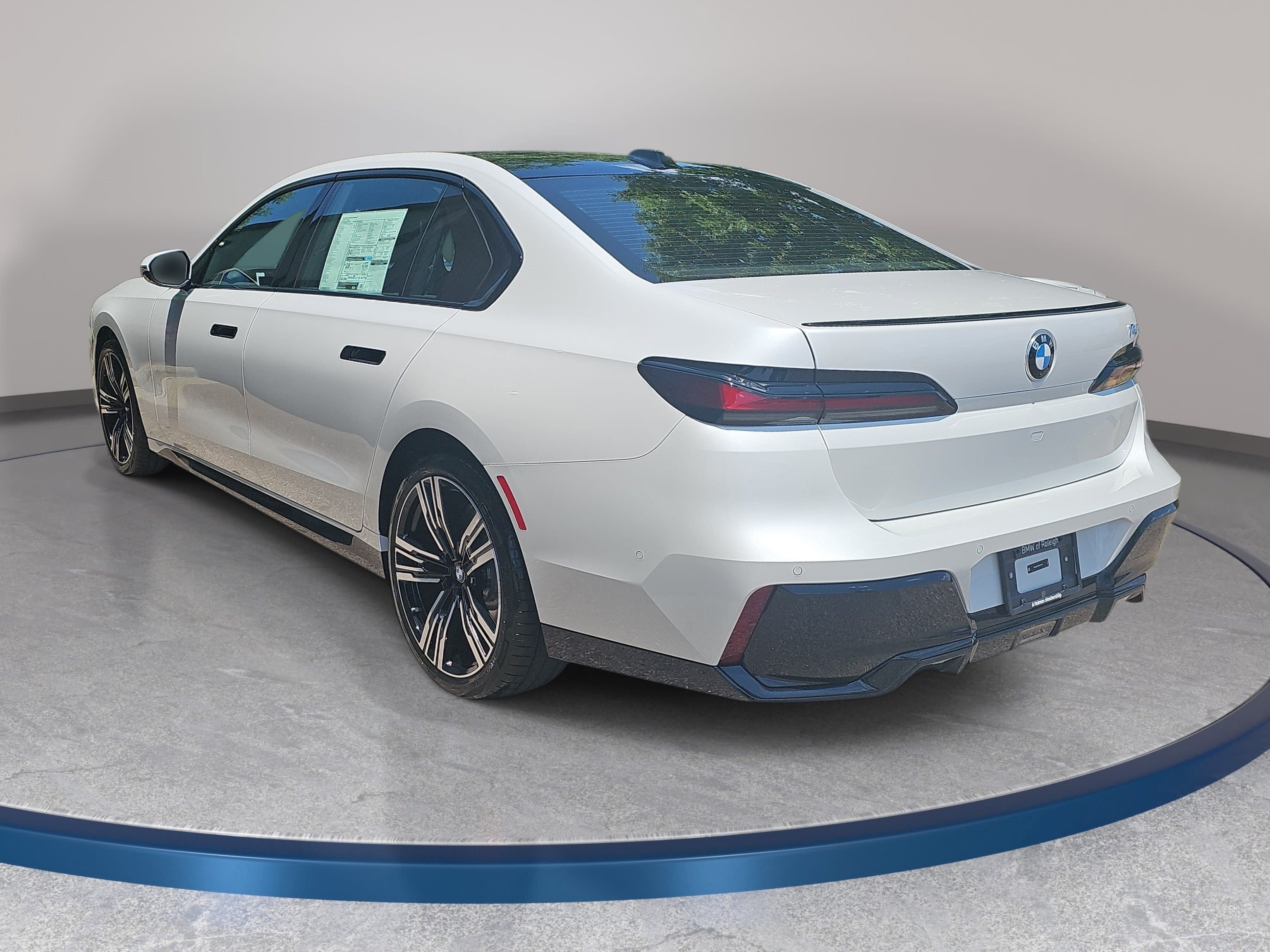 New 2026 BMW 740i RWD image 7