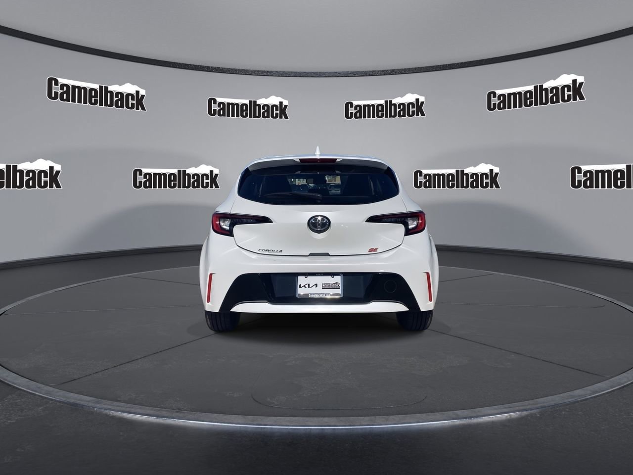 Used 2024 Toyota Corolla SE FWD image 6