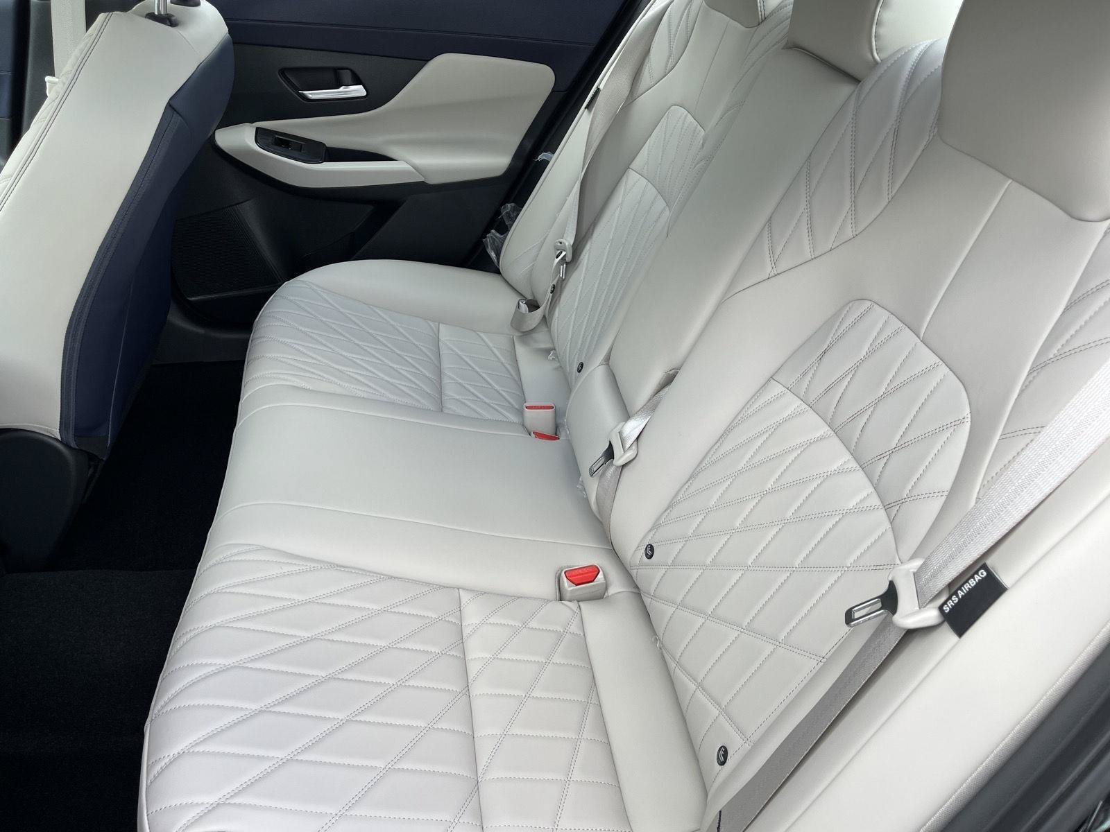 New 2026 Nissan Sentra SL w/ Floor Mat Package FWD image 17