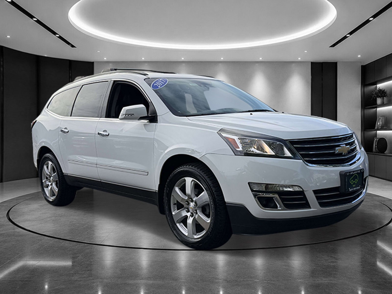 Used 2017 Chevrolet Traverse Premier AWD/4WD image 2