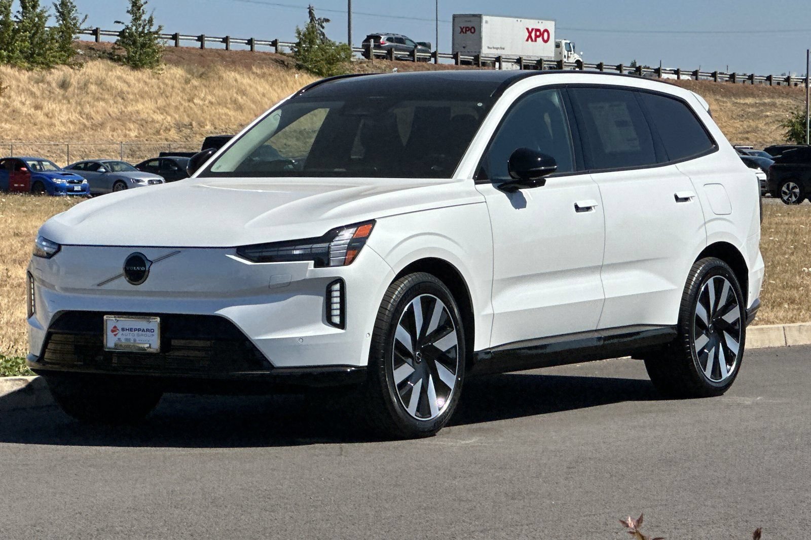 New 2026 Volvo EX90 Ultra AWD/4WD image 7