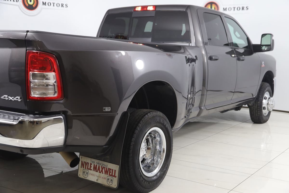 Used 2024 RAM 3500 Tradesman w/ Chrome Appearance Group AWD/4WD image 42