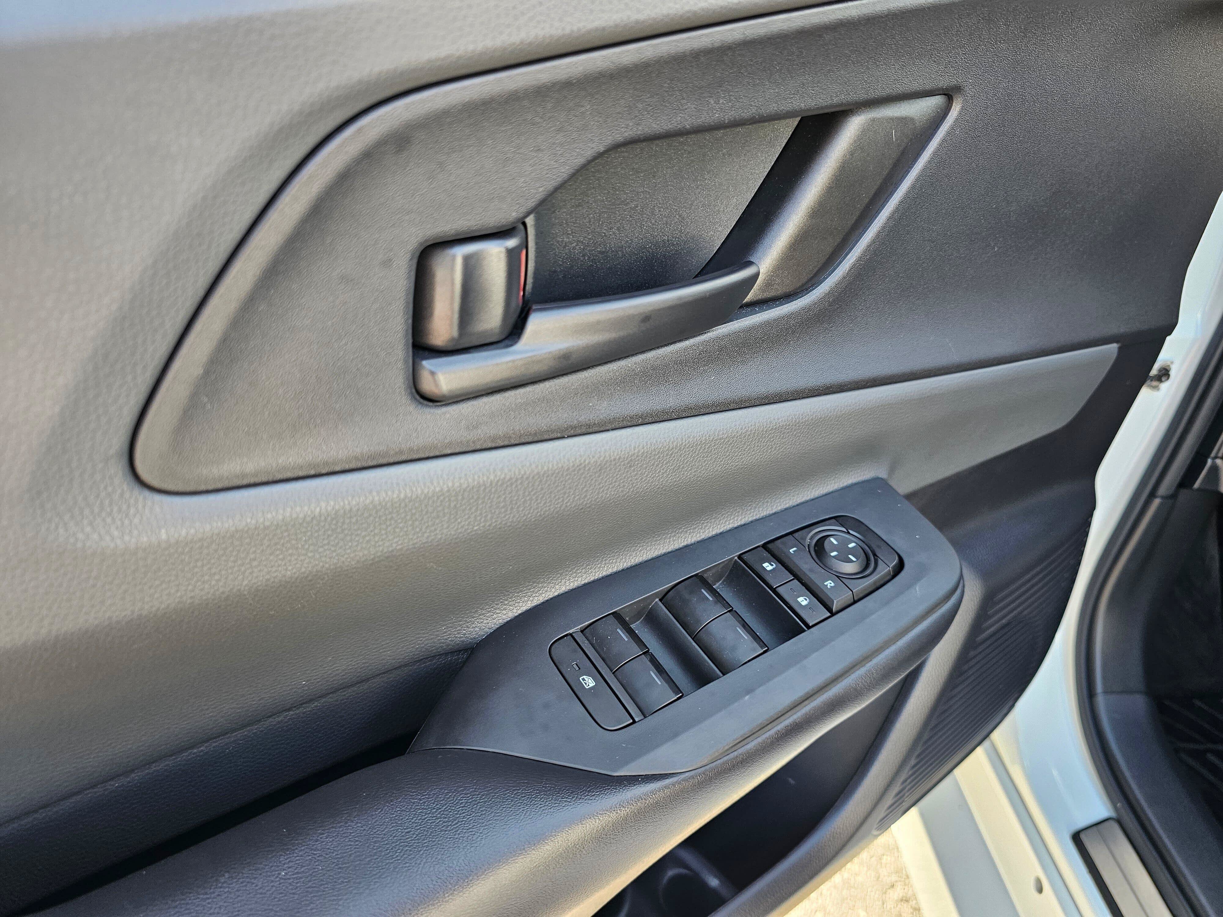 Certified 2023 Toyota Prius LE AWD/4WD image 20