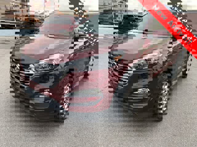 Used 2017 Hyundai Tucson SE Plus w/ Cargo Package image 1