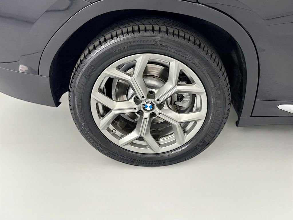Used 2022 BMW X4 xDrive30i w/ Convenience Package AWD/4WD image 32
