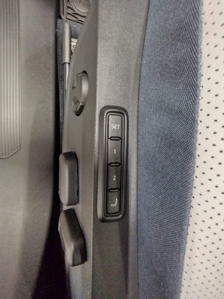 New 2026 Volkswagen ID.4 Pro S image 21