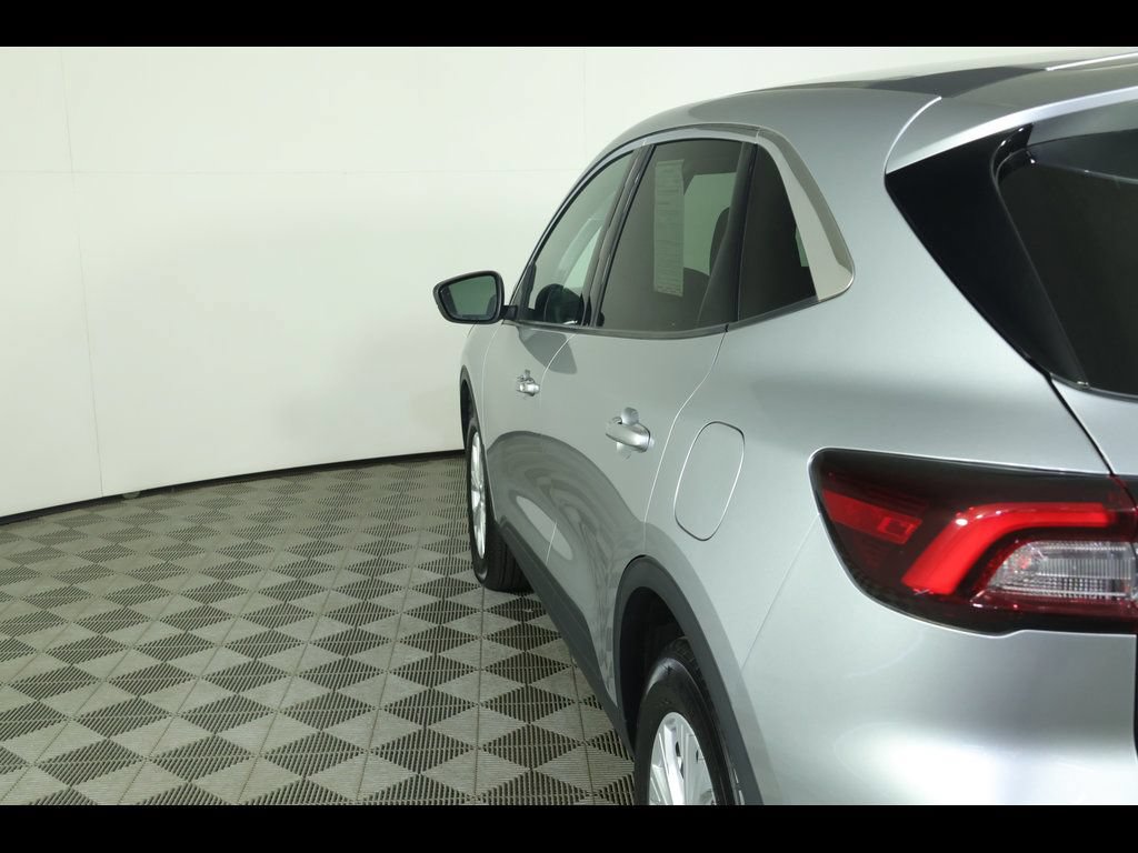 Used 2024 Ford Escape Active FWD image 11