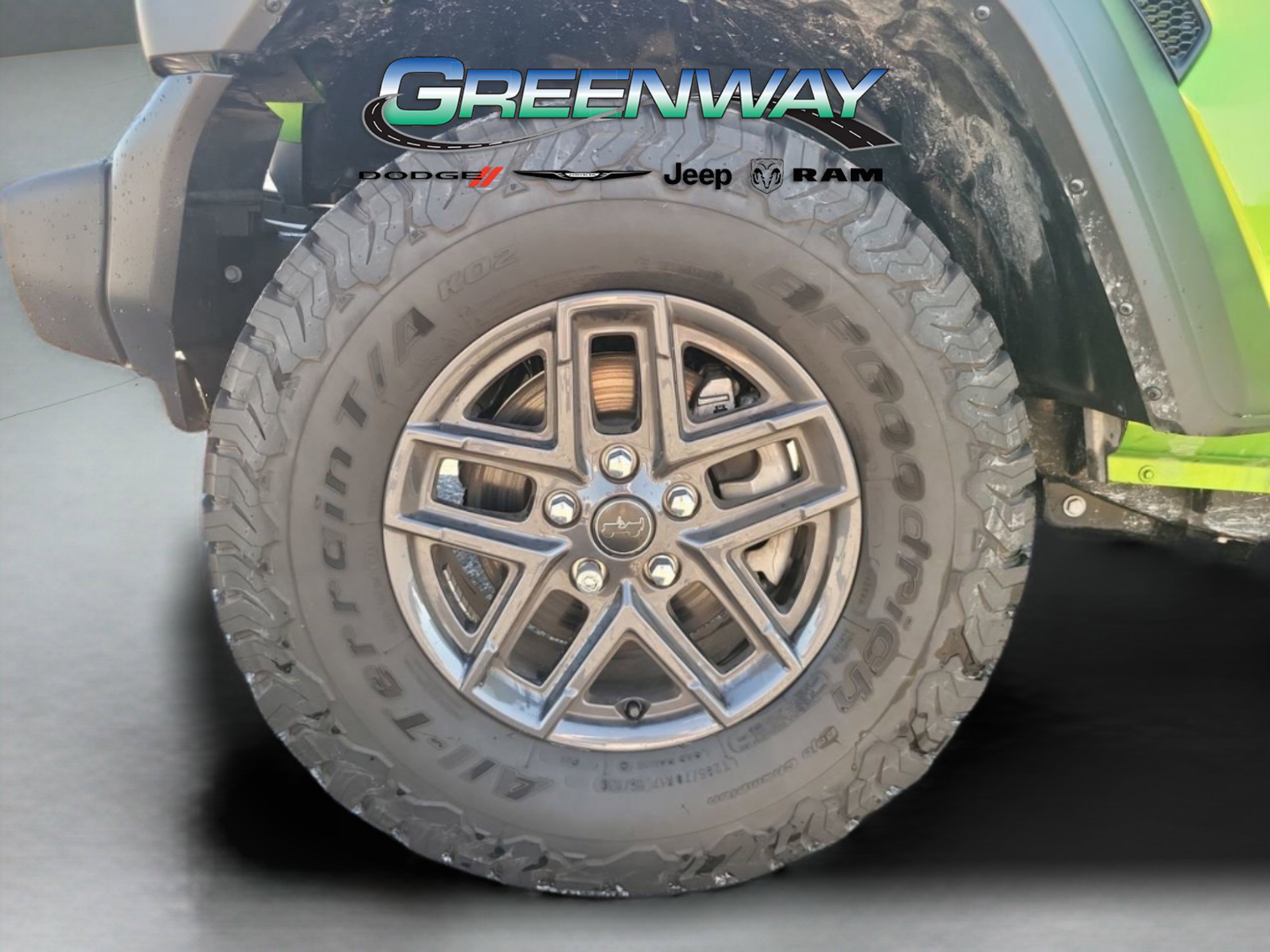 Used 2025 Jeep Wrangler Sport image 29